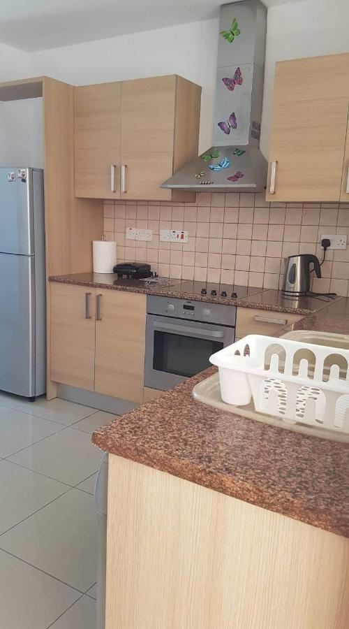 Andris Apartment Paralimni Esterno foto