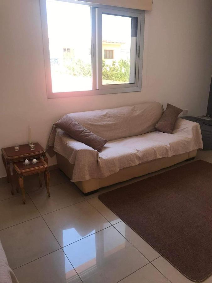 Andris Apartment Paralimni Esterno foto