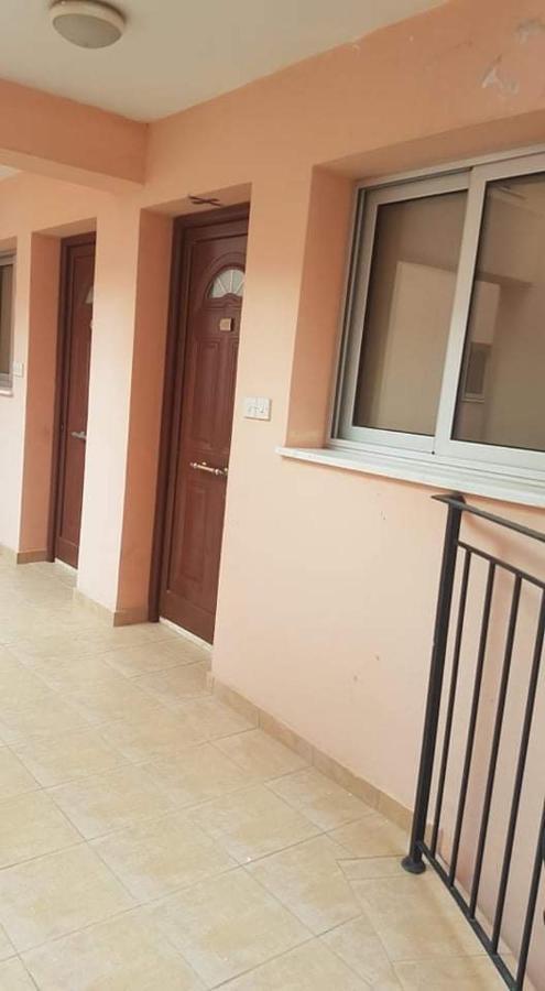 Andris Apartment Paralimni Esterno foto